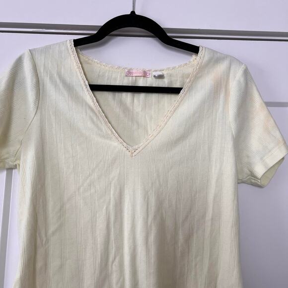 Vintage PJ Salvage Yellow V-neck cotton blouse with ruffle trim, scalloped hem - Picture 3 of 7